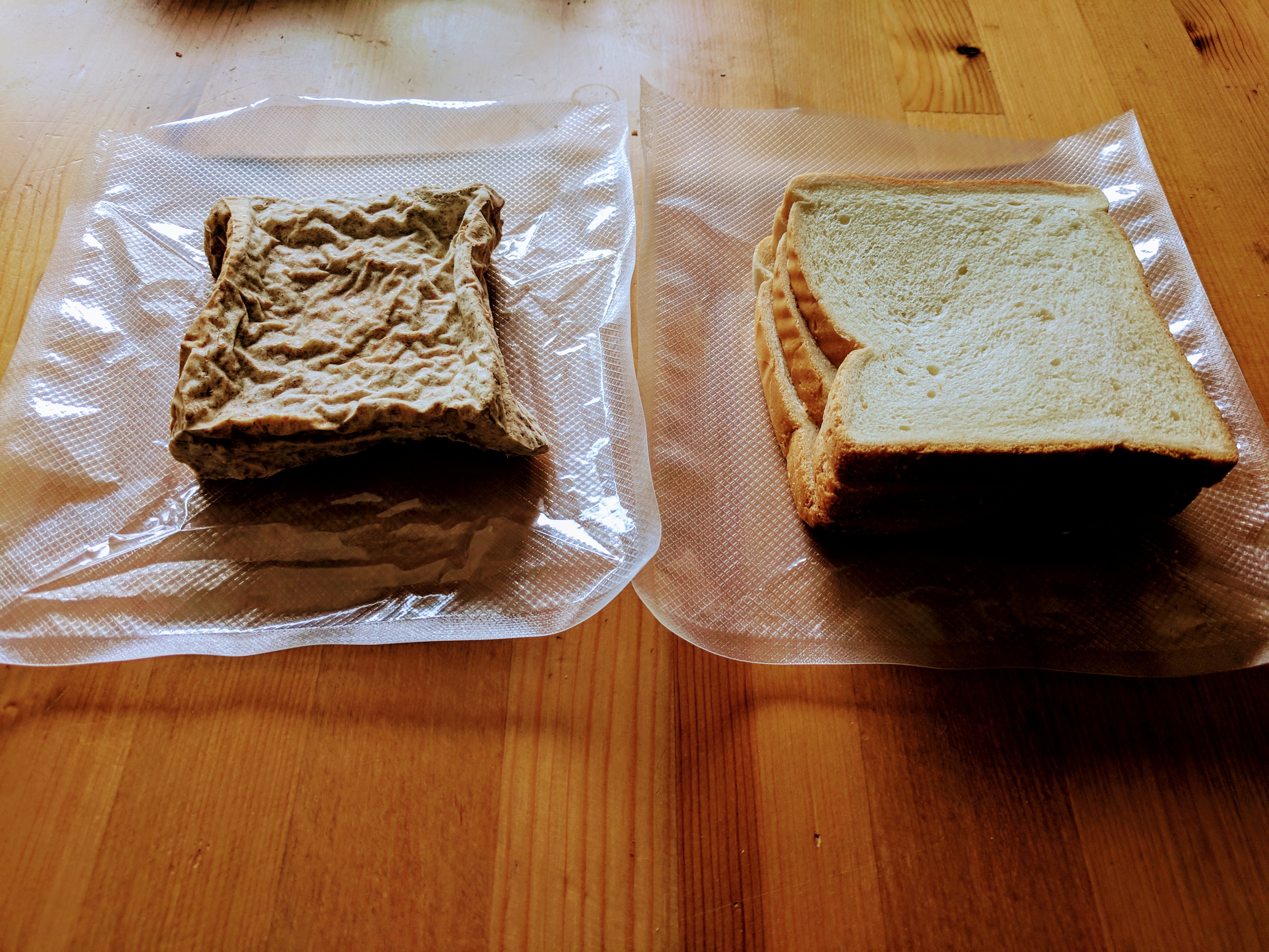 Toastbrot ausgepackt